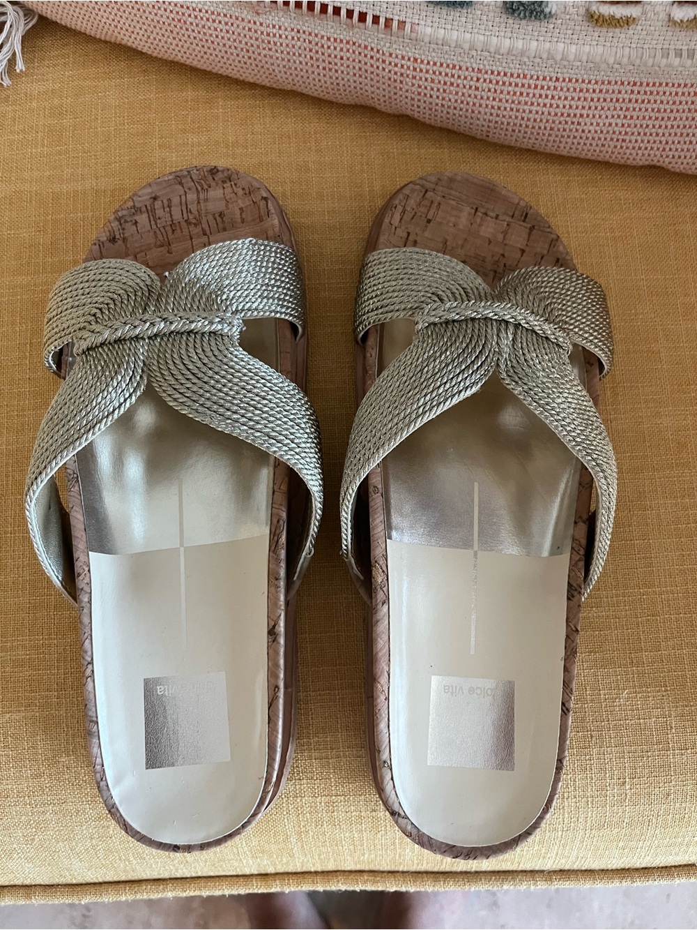 Selda Dolce Vita Sandals, Size 7 in Gold